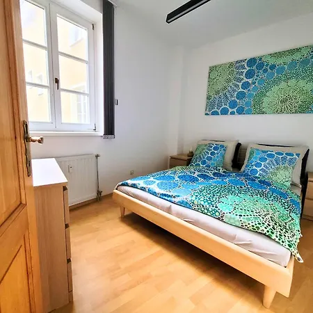 Shalalaliving Aparthotel