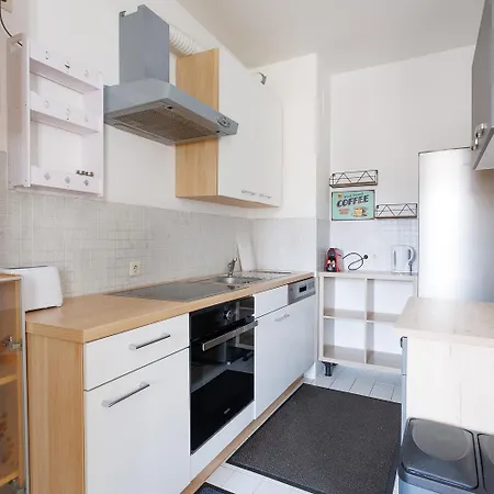 Apart-hotel Shalalaliving 3*