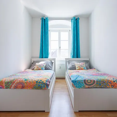 Aparthotel Shalalaliving *