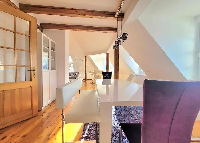 Aparthotel Shalalaliving 3*