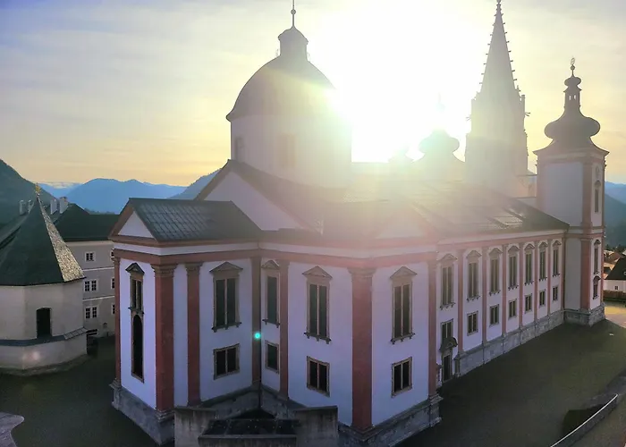 Shalalaliving Aparthotel 3*