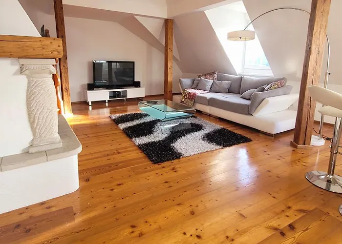 Shalalaliving Aparthotel